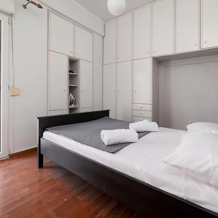 Skyline Penthouse 2bd Close To Metro Station Apartment *
